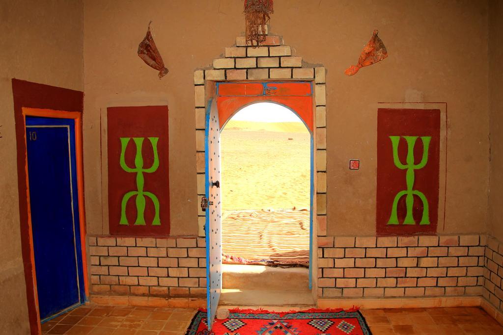 La Gazelle Bleue Merzouga Exterior photo